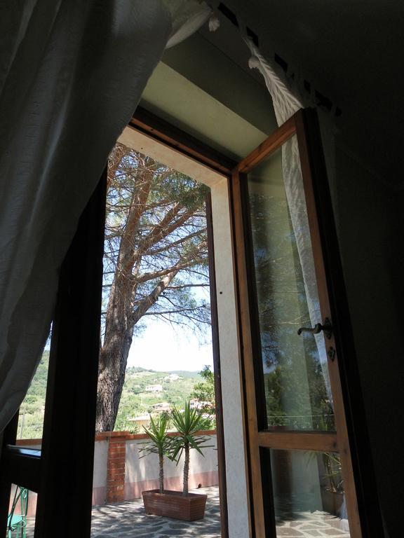 Affittacamere Il Caminetto Portoferraio Luaran gambar